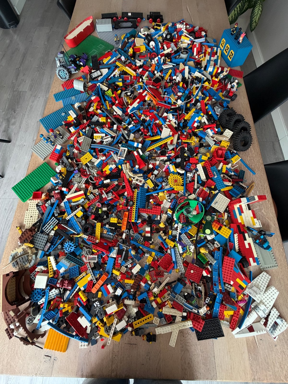Grote partij LEGO met poppetjes - oud en modern, Kinderen en Baby's, Ophalen of Verzenden, Gebruikt, Lego
