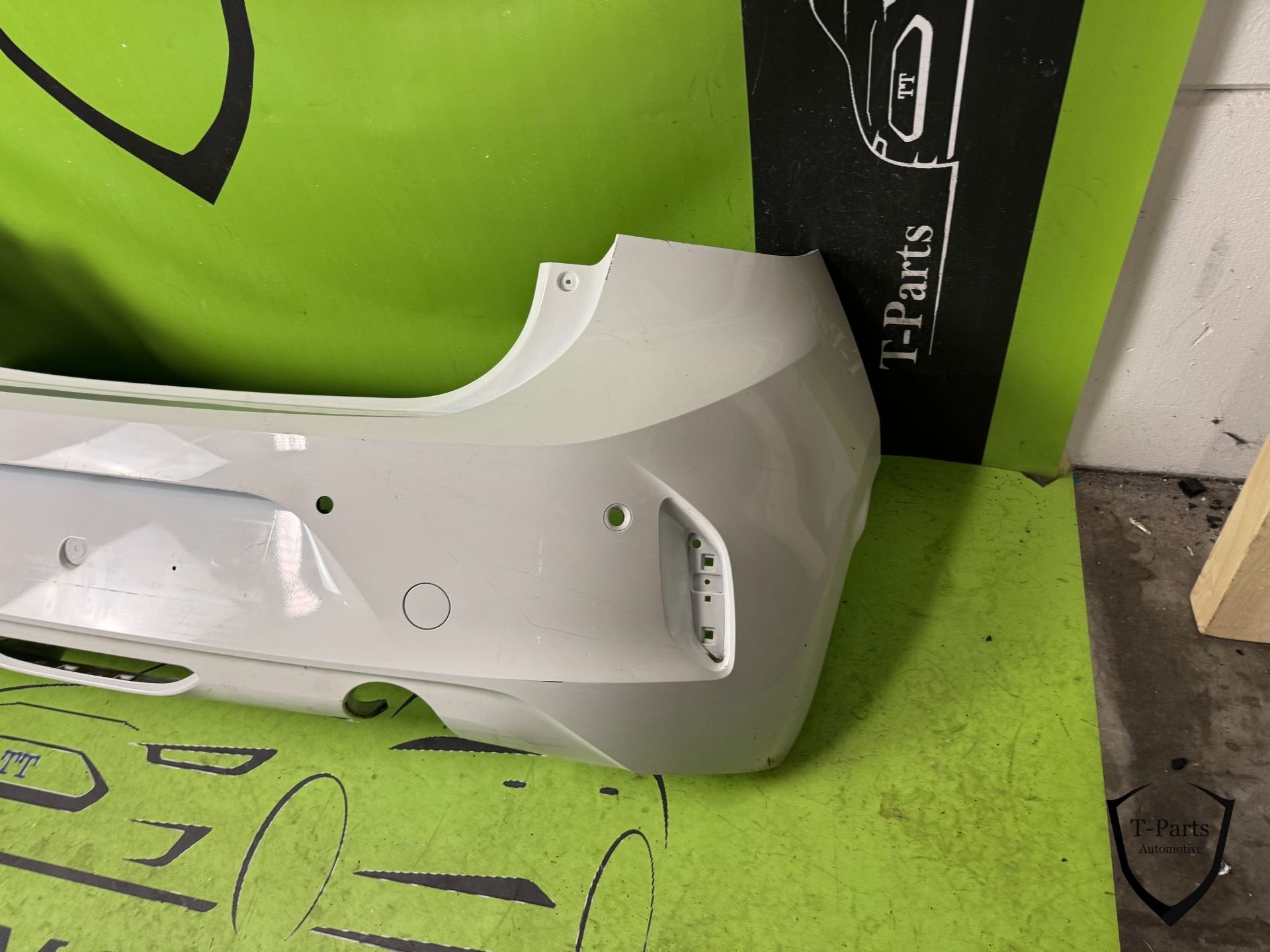 opel corsa F achterbumper Bumper 4x pdc, Auto-onderdelen, Gebruikt, Opel Automobile GmbH, Ophalen of Verzenden, Kontakt@opel-infoservice.de