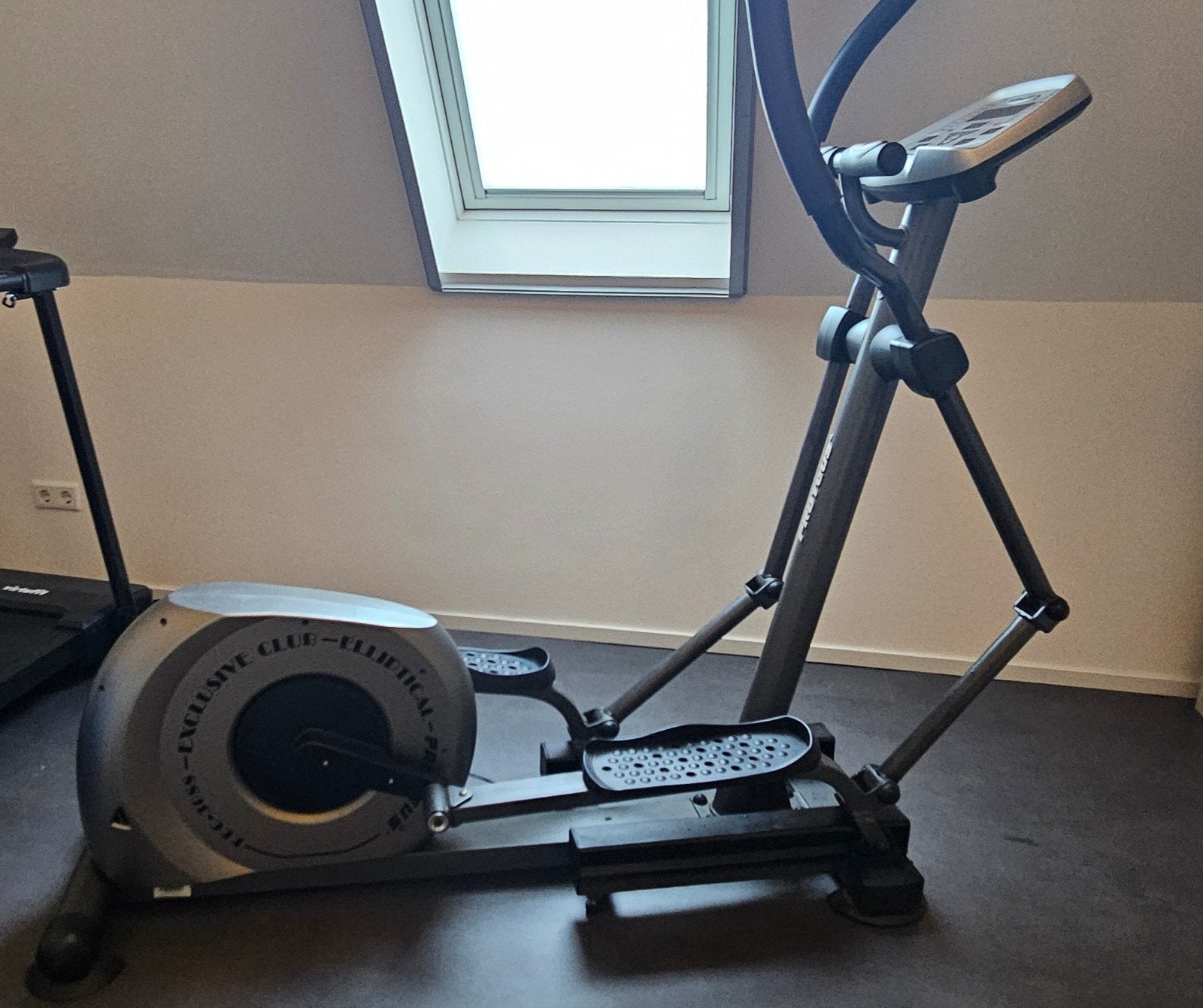 Proteus Crosstrainer Exclusive Club - ZGAN, Sport en Fitness, Ophalen, Armen, Zo goed als nieuw, Crosstrainer