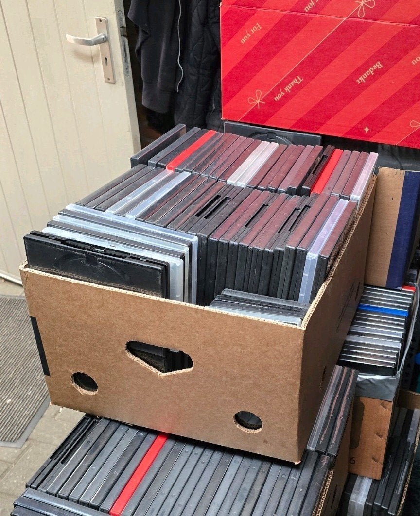 Nog 1x Doos lege dvd hoesjes, Ophalen of Verzenden, Zo goed als nieuw