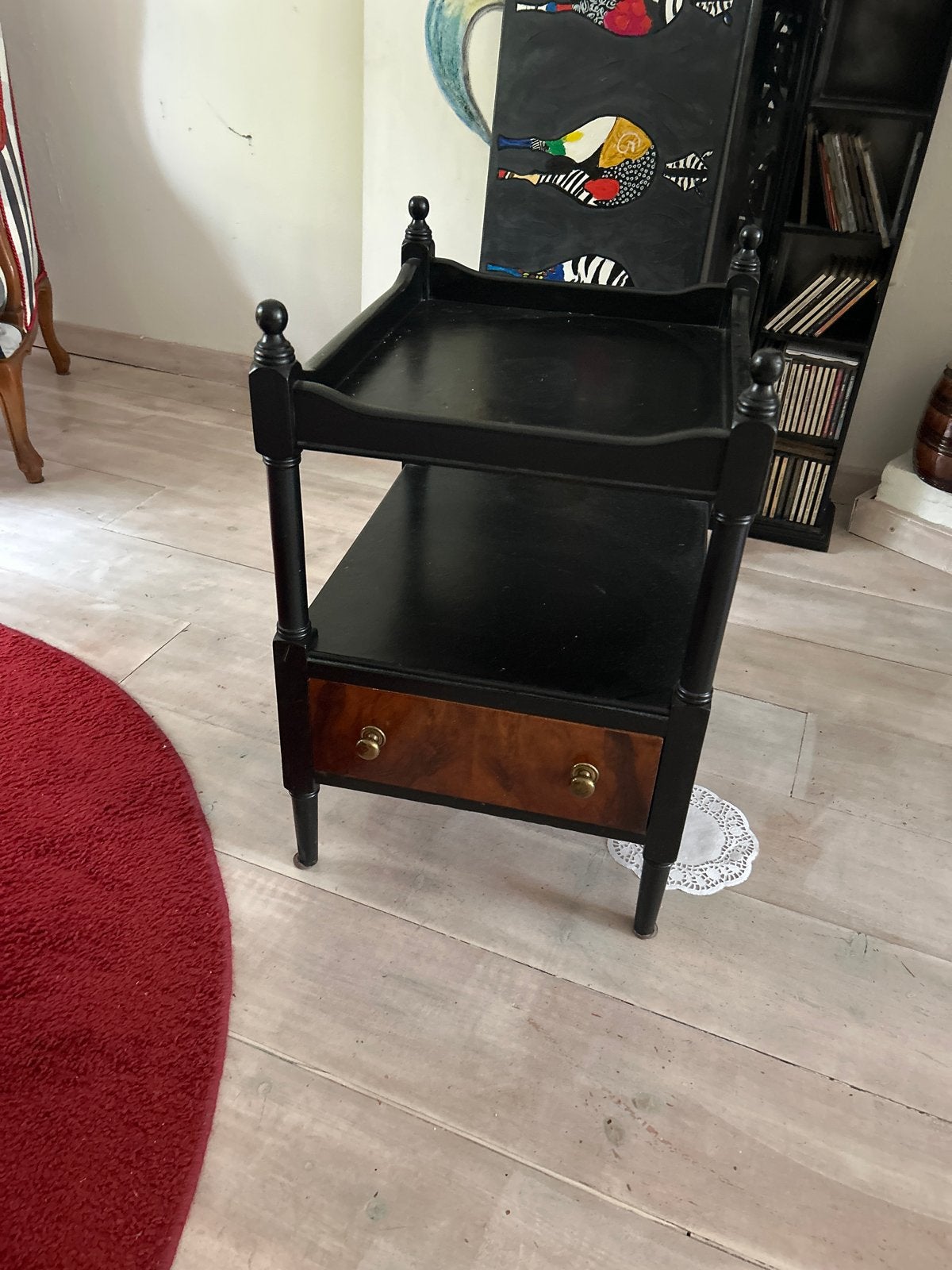 Vintage bijzettafel/nachtkastje met lade - Repronux, Minder dan 55 cm, Gebruikt, Ophalen of Verzenden, 60 cm of meer