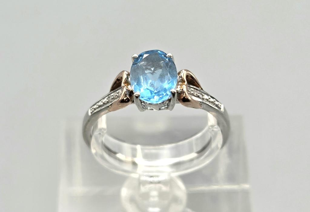 Gouden Vintage ring edelsteen saffier en diamant. 2026/318.