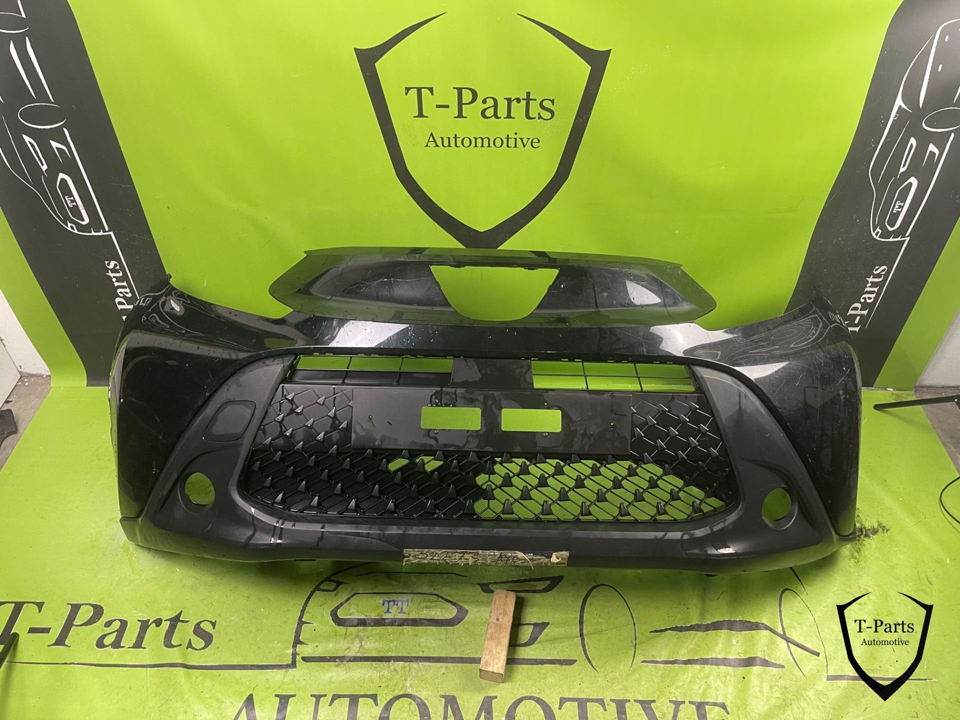 toyota aygo voorbumper bumper 2020+, Auto-onderdelen, Carrosserie en Plaatwerk, Info@toyota.co.jp, Gebruikt, Toyota Motor Corporation