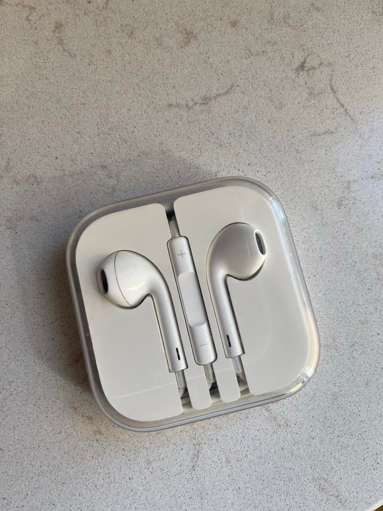 Originele Apple Earpods met 3.5mm Jack Aansluiting, Telecommunicatie, Mobiele telefoons | Oordopjes, Gebruikt, In oorschelp (earbud)