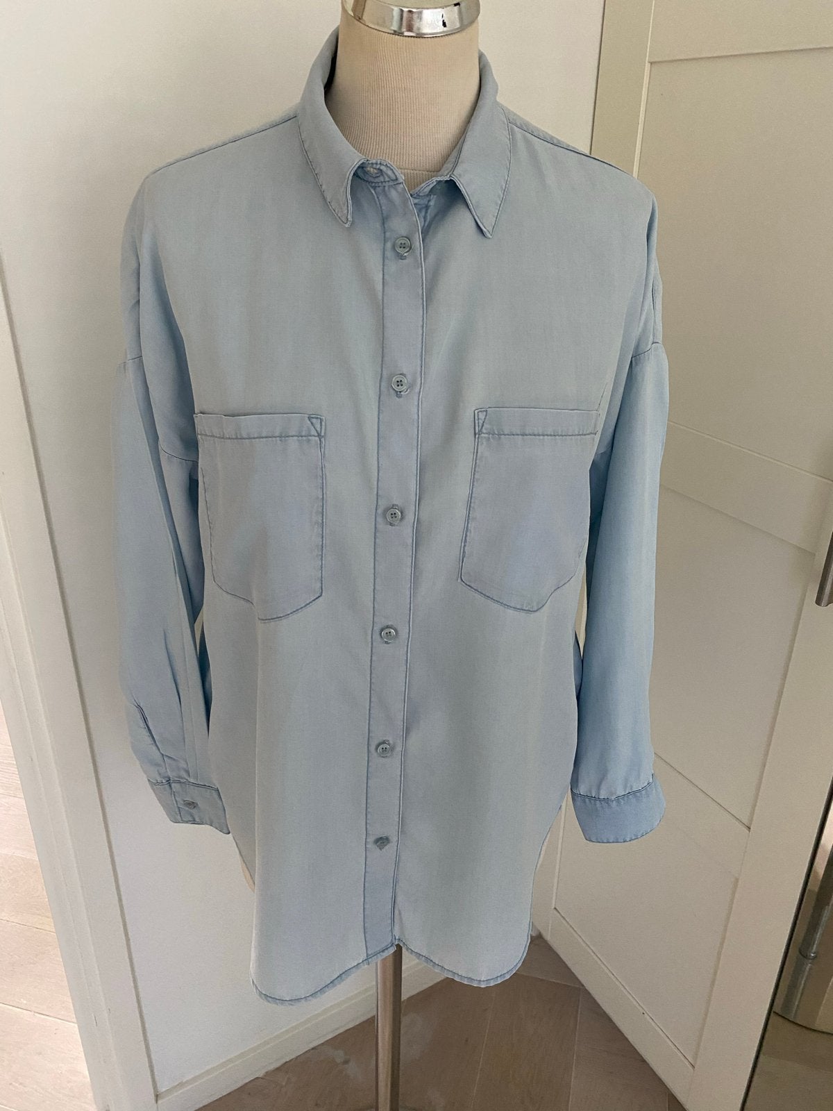 H&M &DENIM spijkerblouse maat 36 (S), Ophalen of Verzenden, Zo goed als nieuw, Maat 36 (S), Blauw