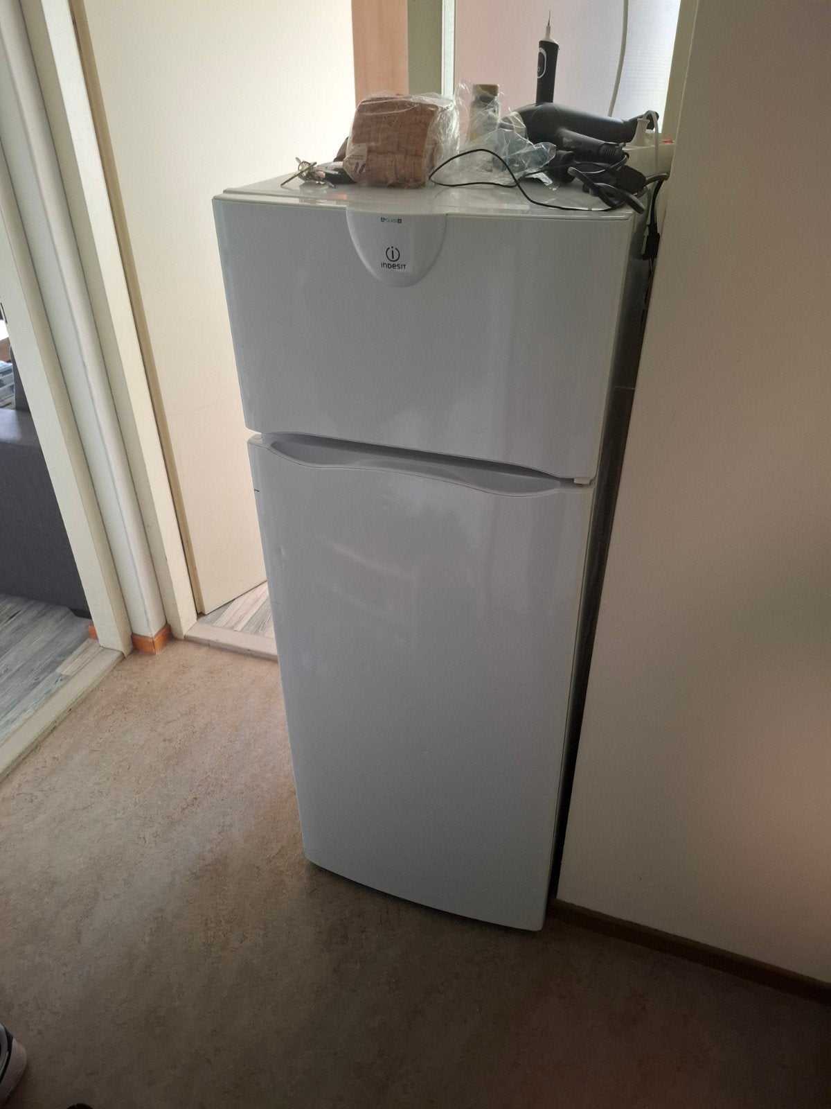 Koelkast + vriezer, Witgoed en Apparatuur, Ophalen of Verzenden, 45 tot 60 cm, Met aparte vriezer, 120 tot 140 cm