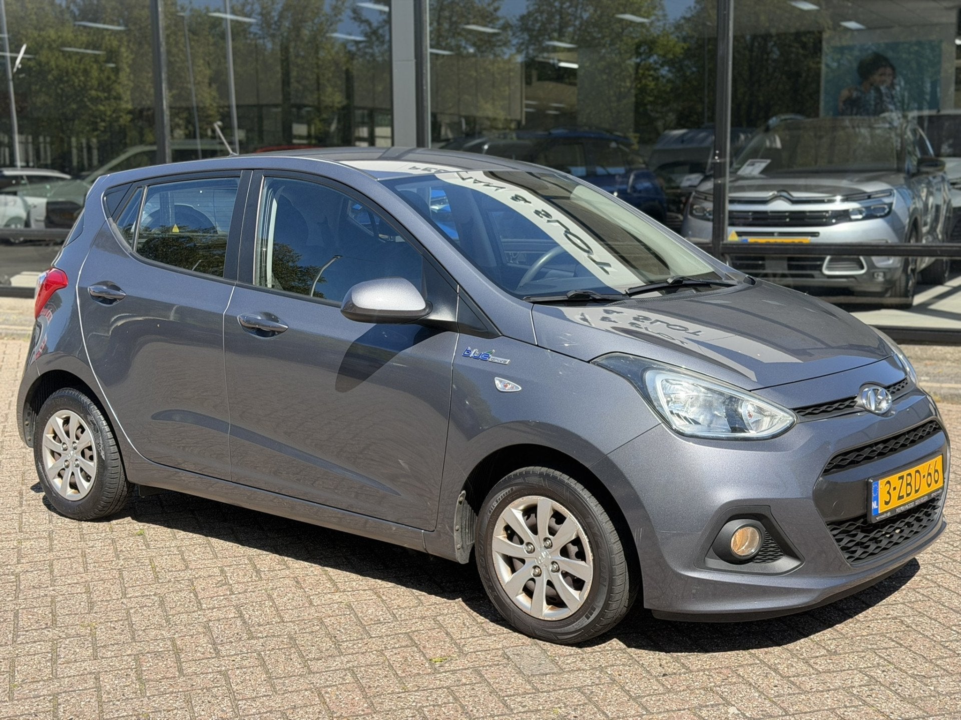 Hyundai i10 1.0i Go! (bj 2014), Voorwielaandrijving, Stof, Gebruikt, 23 km/l