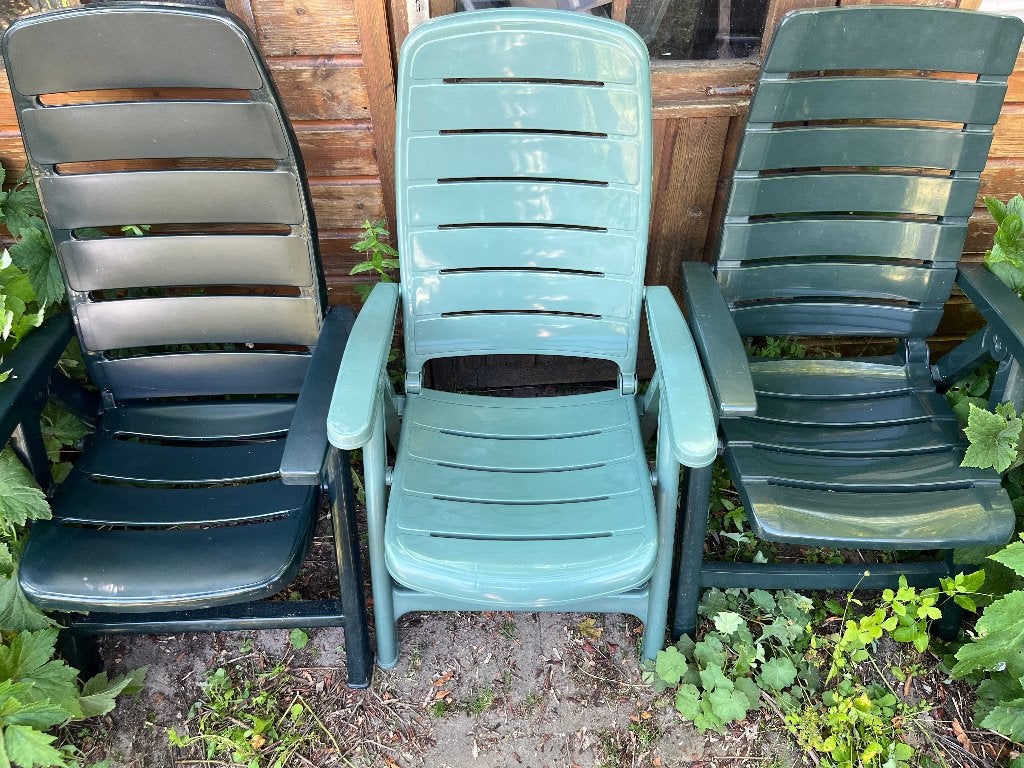 Drie groene inklapbare tuinstoelen, Ophalen, Gebruikt, Kunststof, Inklapbaar