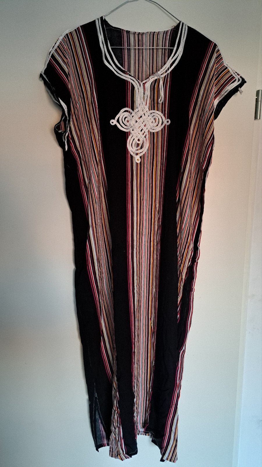 Zomerse gestreepte kaftan jurk met borduursel, Maat 38/40 (M), Zwart, Ophalen of Verzenden, Onbekend