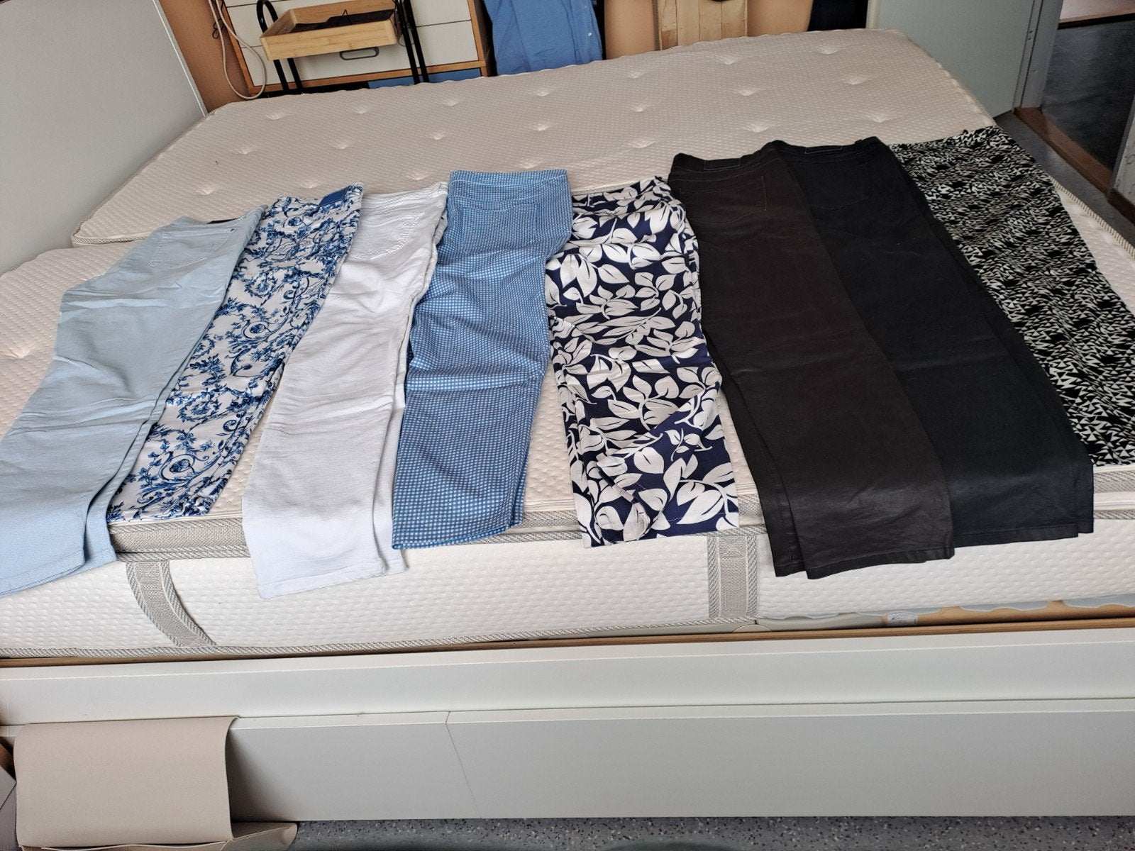 Damesbroeken, Ophalen, Zo goed als nieuw, Maat 42/44 (L)