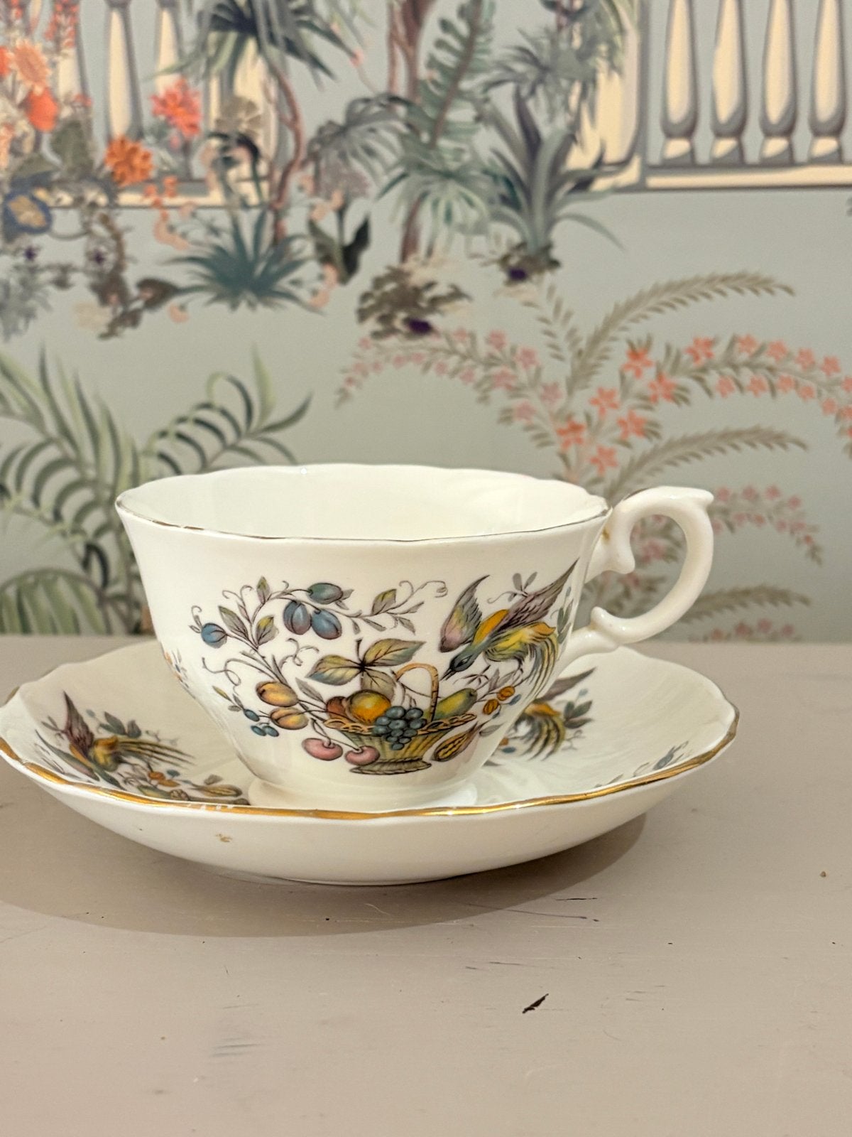 Vintage Royal Victoria Fine Bone China Kop en Schotel, Ophalen of Verzenden