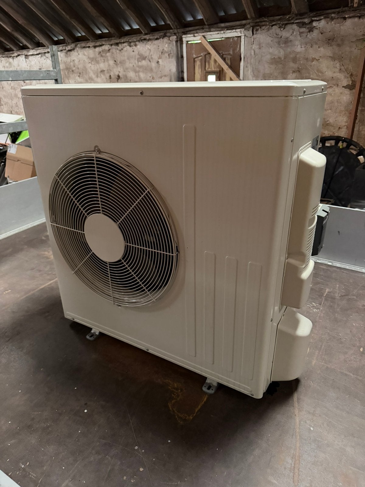 Remeha Mercuria/Eria warmtepomp split buitendeel R32 4,5 kW, Ophalen, Hoog rendement (Hr), Overige typen, Nieuw
