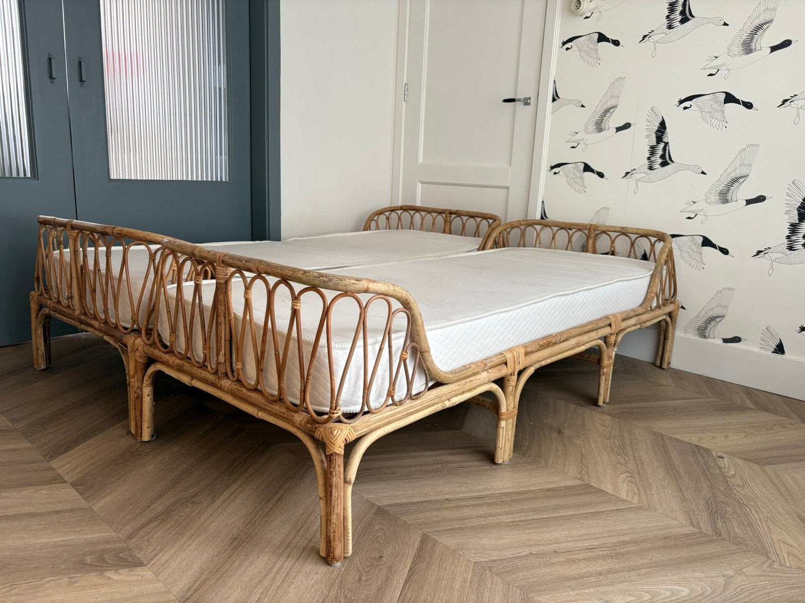 Nog 1! Rotan bed, kinderbed, daybed, bed, eenpersoonsbed, Ophalen, Gebruikt