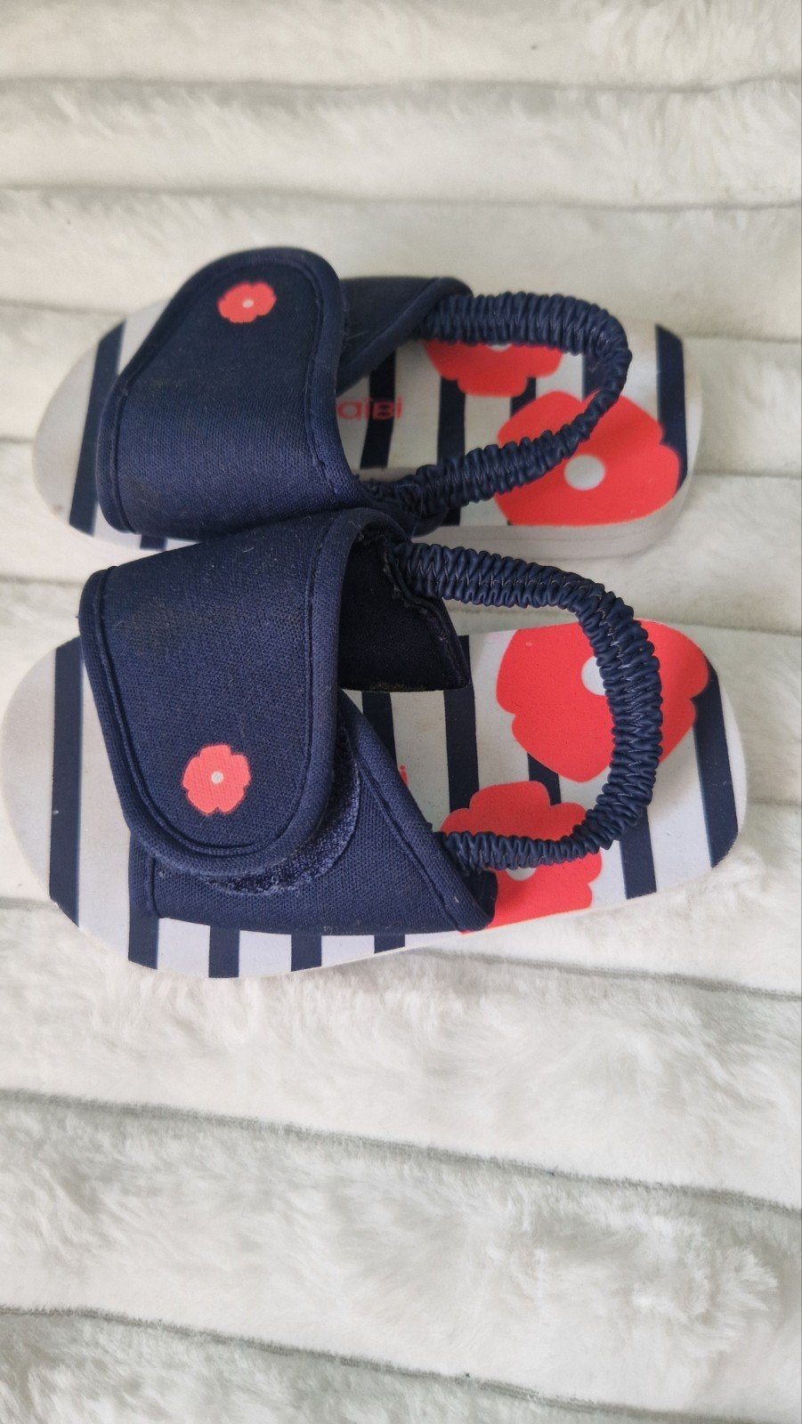 Leuke sandalen voor baby's - Maat 19-20, Kinderen en Baby's, Babykleding | Schoentjes en Sokjes, Gebruikt, Jongetje of Meisje