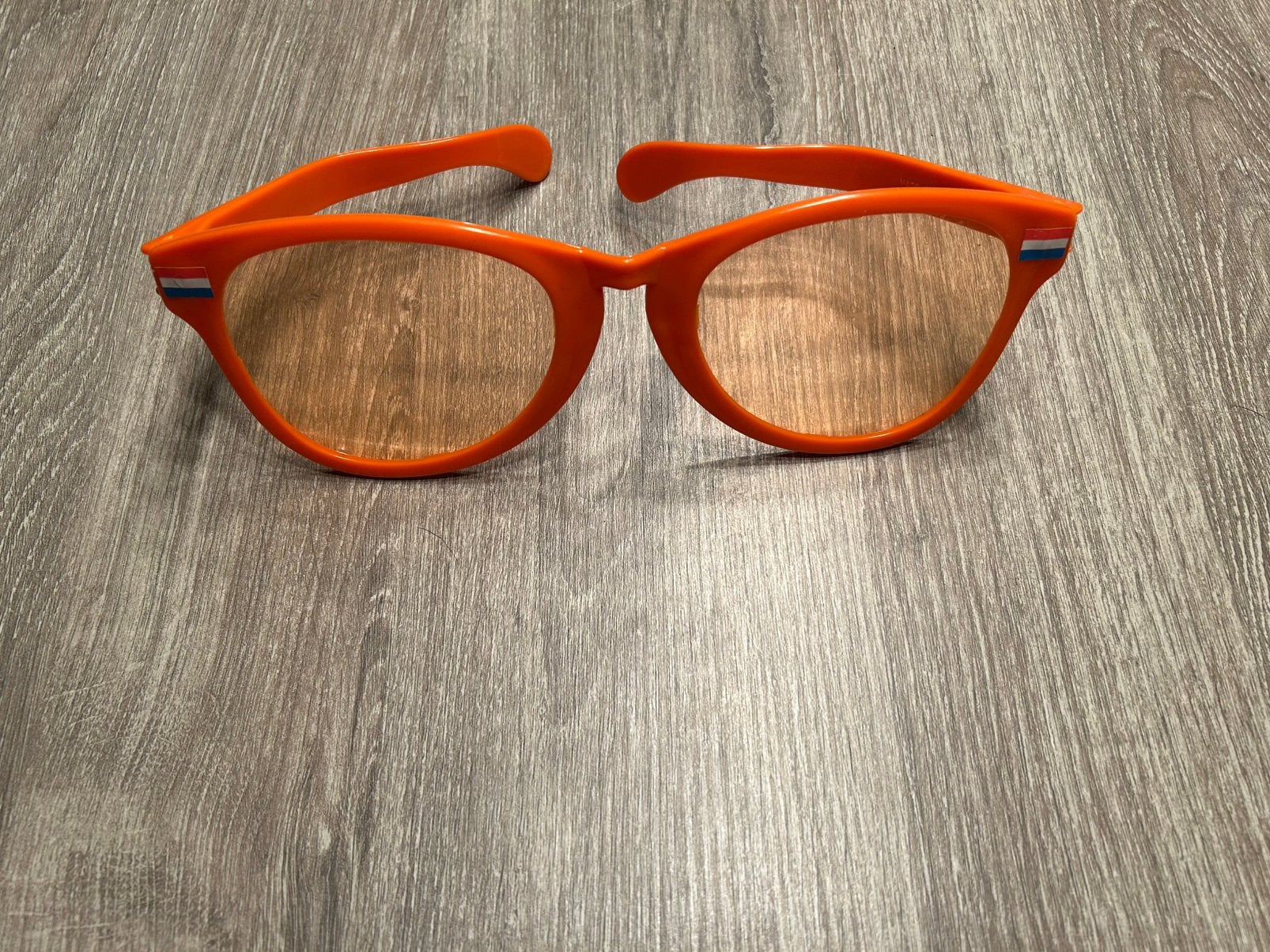 Grote oranje bril / koningsdag of holland voetbal, Ophalen of Verzenden, Zo goed als nieuw