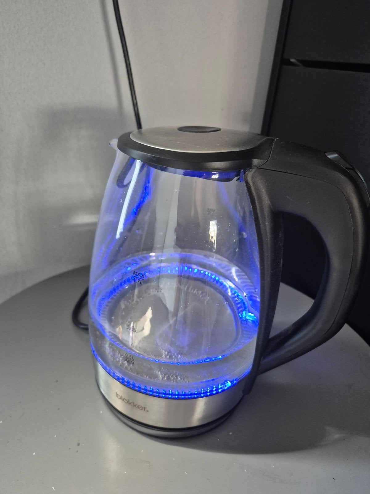 Waterkoker met Led !, 1 tot 2 liter, Ophalen of Verzenden, Zo goed als nieuw