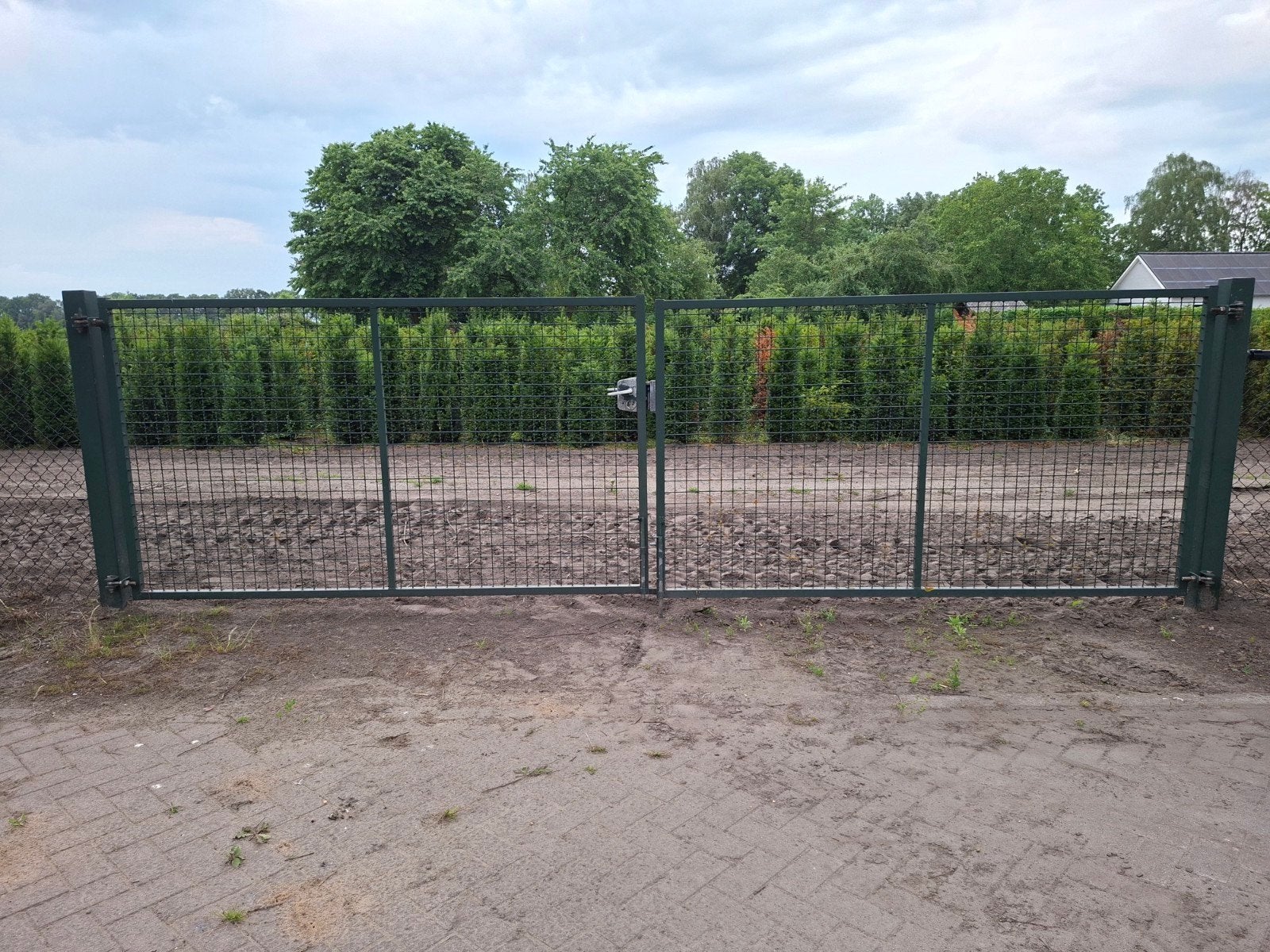 Dubbele poort gaaspaneel groen.  2 complete sets., Ophalen, Met poort, Gebruikt, Enkelstaafmat hekwerk