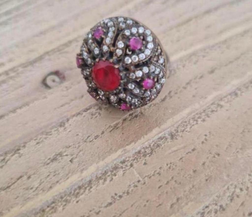 Prachtige antieke rozet ring met robijntjes en zilver mt 17, Ophalen of Verzenden, Zilver