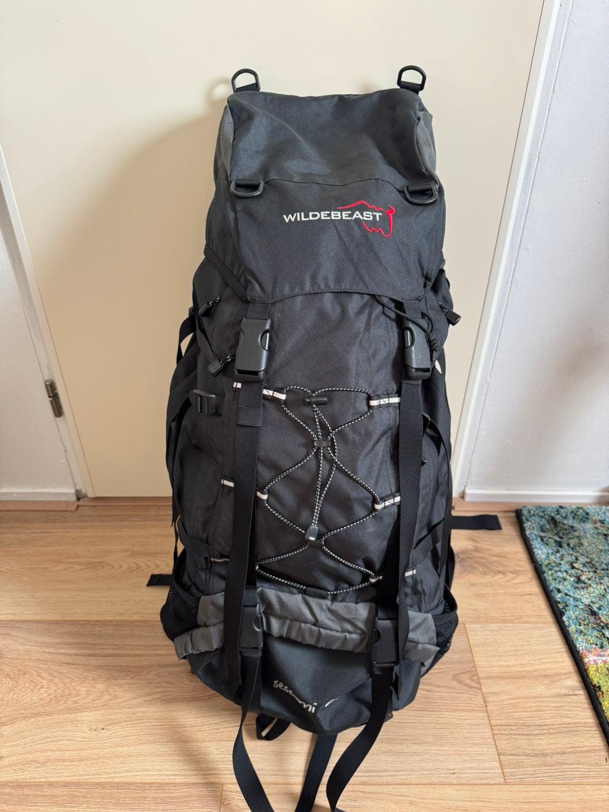 Hele mooie wildebeast Backpack 65 L Paar keer gebruikt., Ophalen, Zo goed als nieuw, Schoenen