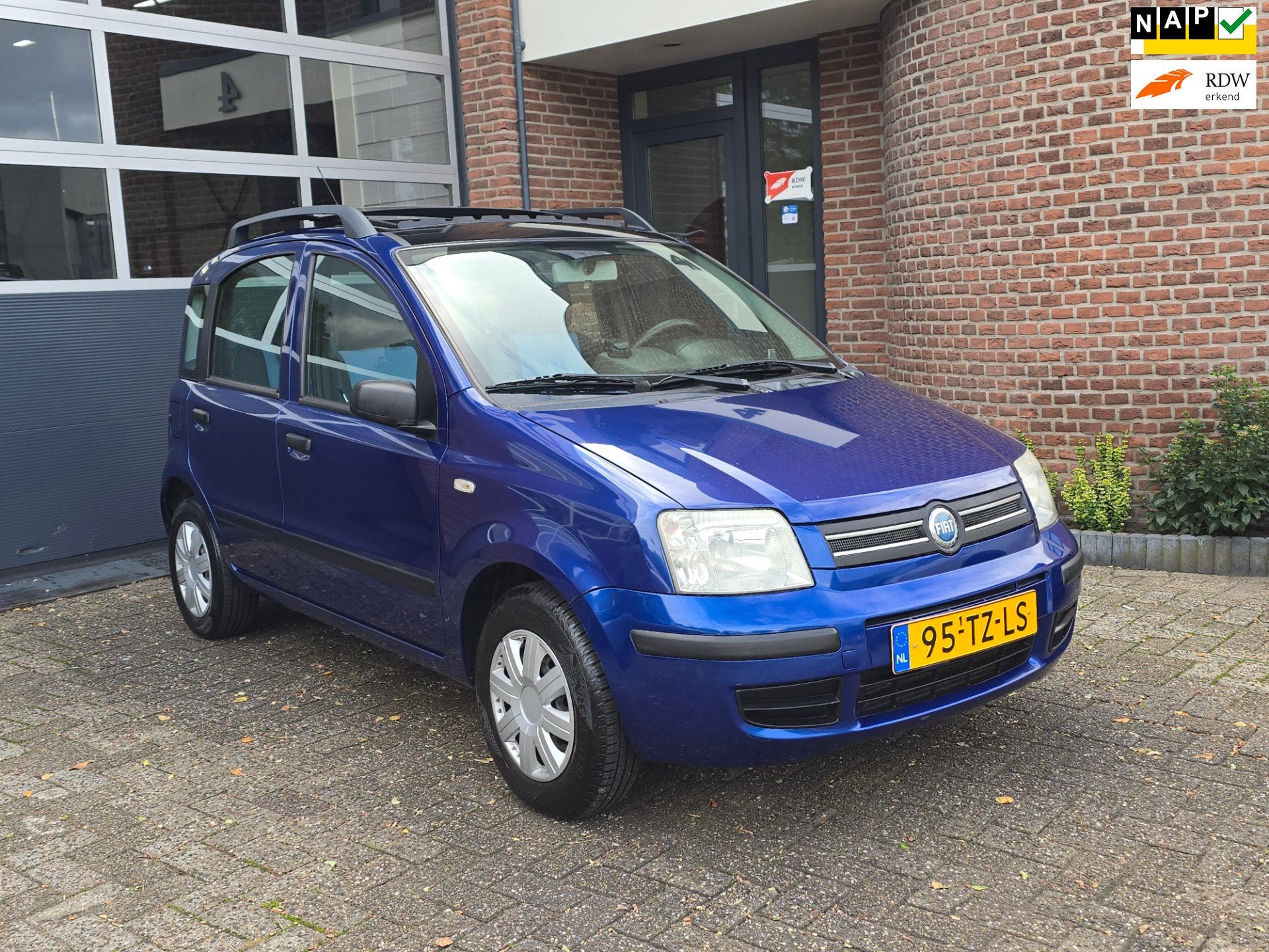 Fiat Panda 1.2 Dynamic Airco |Pano |Trekhaak, Auto's, Voorwielaandrijving, Gebruikt, 840 kg, Origineel Nederlands
