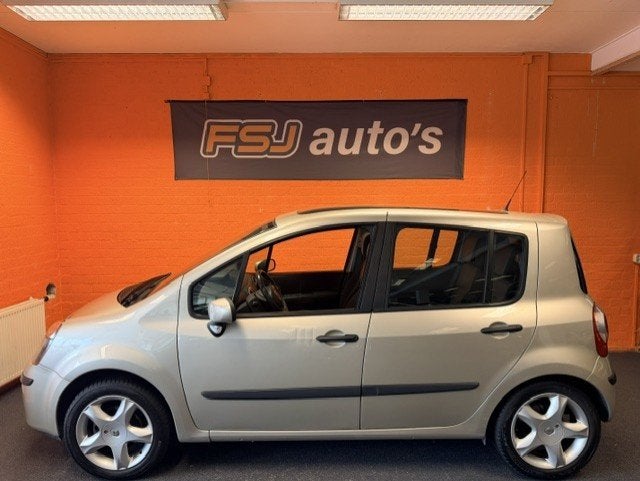 Renault Modus 1.6 16V / PRIVILEGE / DE LUXE / AIRCO!, Auto's, Voorwielaandrijving, 4 cilinders, Origineel Nederlands, Bedrijf