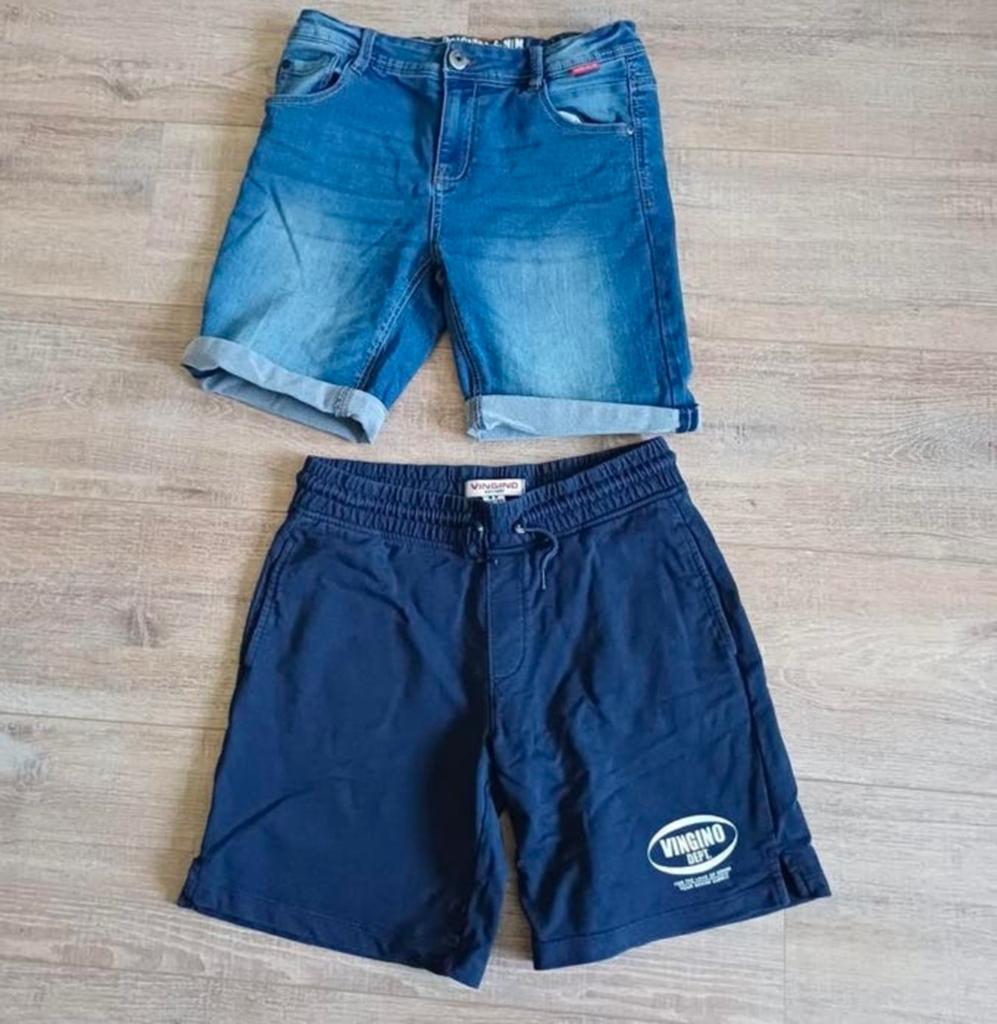 2 korte broeken maat 158: Vingino sweatshort & DNM jeans, Broek, Ophalen of Verzenden, Zo goed als nieuw, Jongen