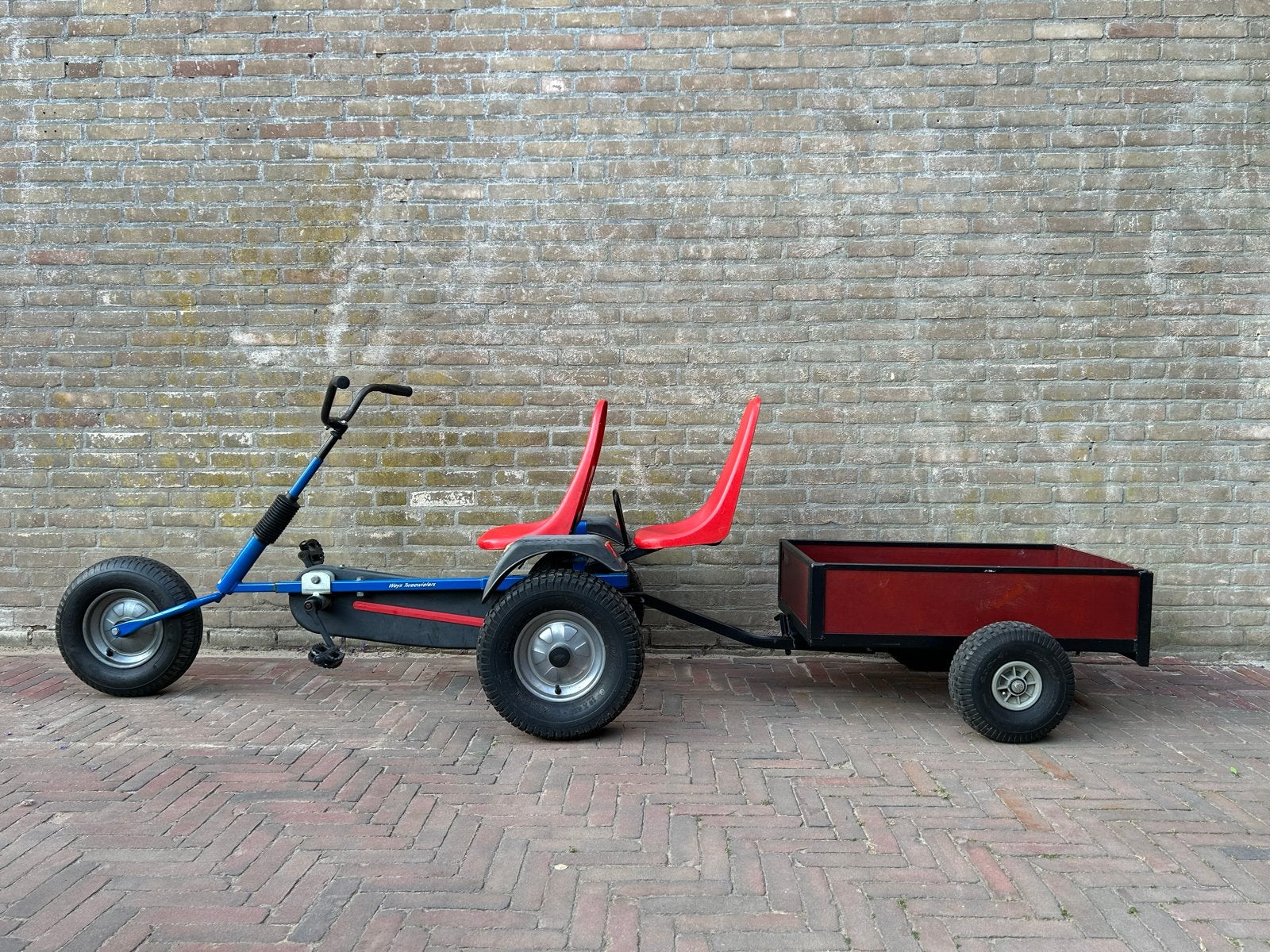 Berg driewieler skelter met extra zitje en aanhangwagen, Ophalen, Gebruikt, Berg, Duozit