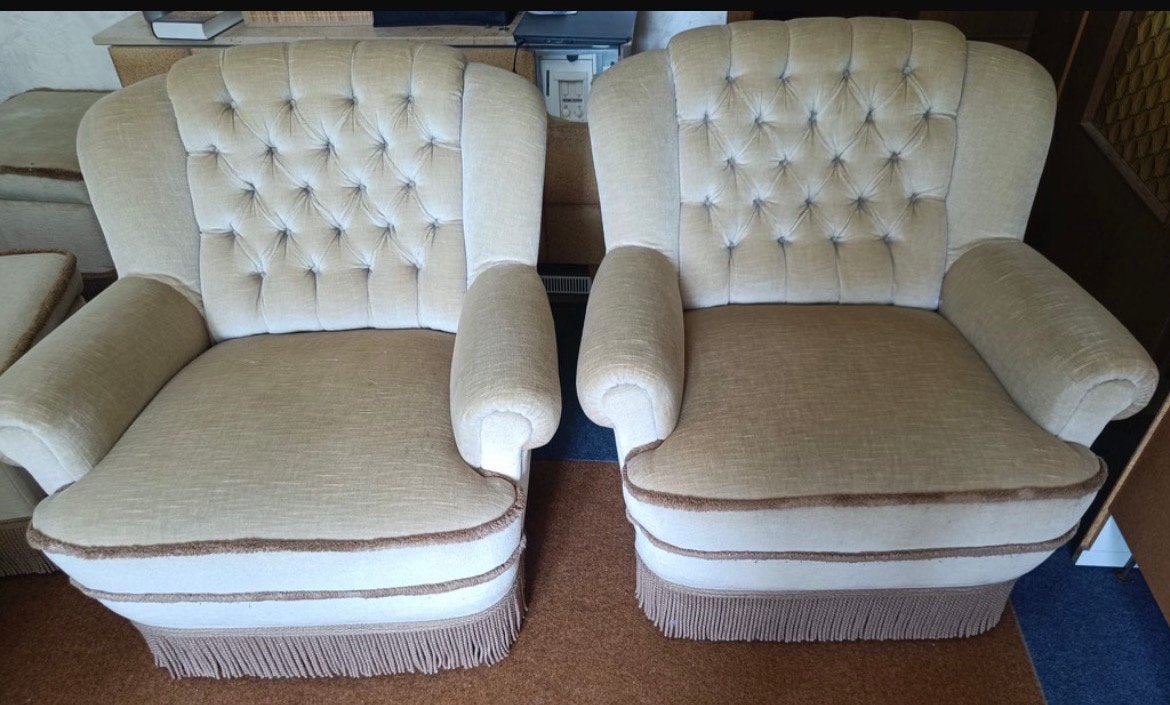Vintage fauteuil mohair velours franjes velvet queen ann, Antiek en Kunst, Antiek | Meubels | Stoelen en Banken, Ophalen