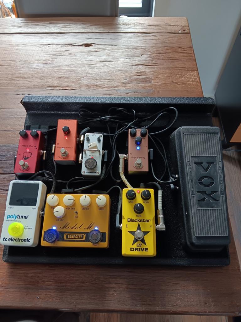Complete Pedalboard: Stekker erin en Gaan!, Muziek en Instrumenten, Effecten, Ophalen of Verzenden, Gebruikt, Delay of Echo