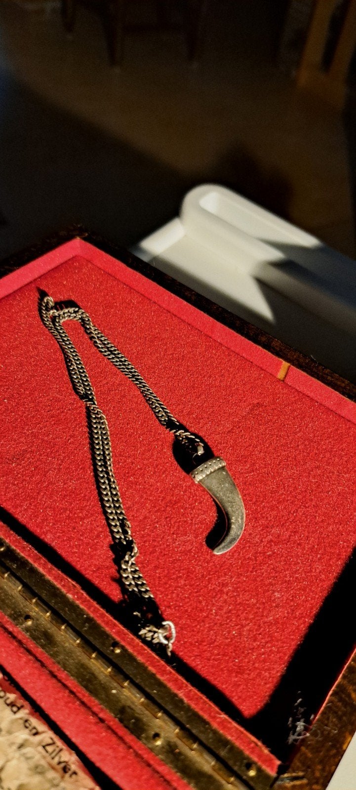 Vintage Zilveren Ketting met haaientand, Ophalen, Met hanger, Gebruikt, Zilver