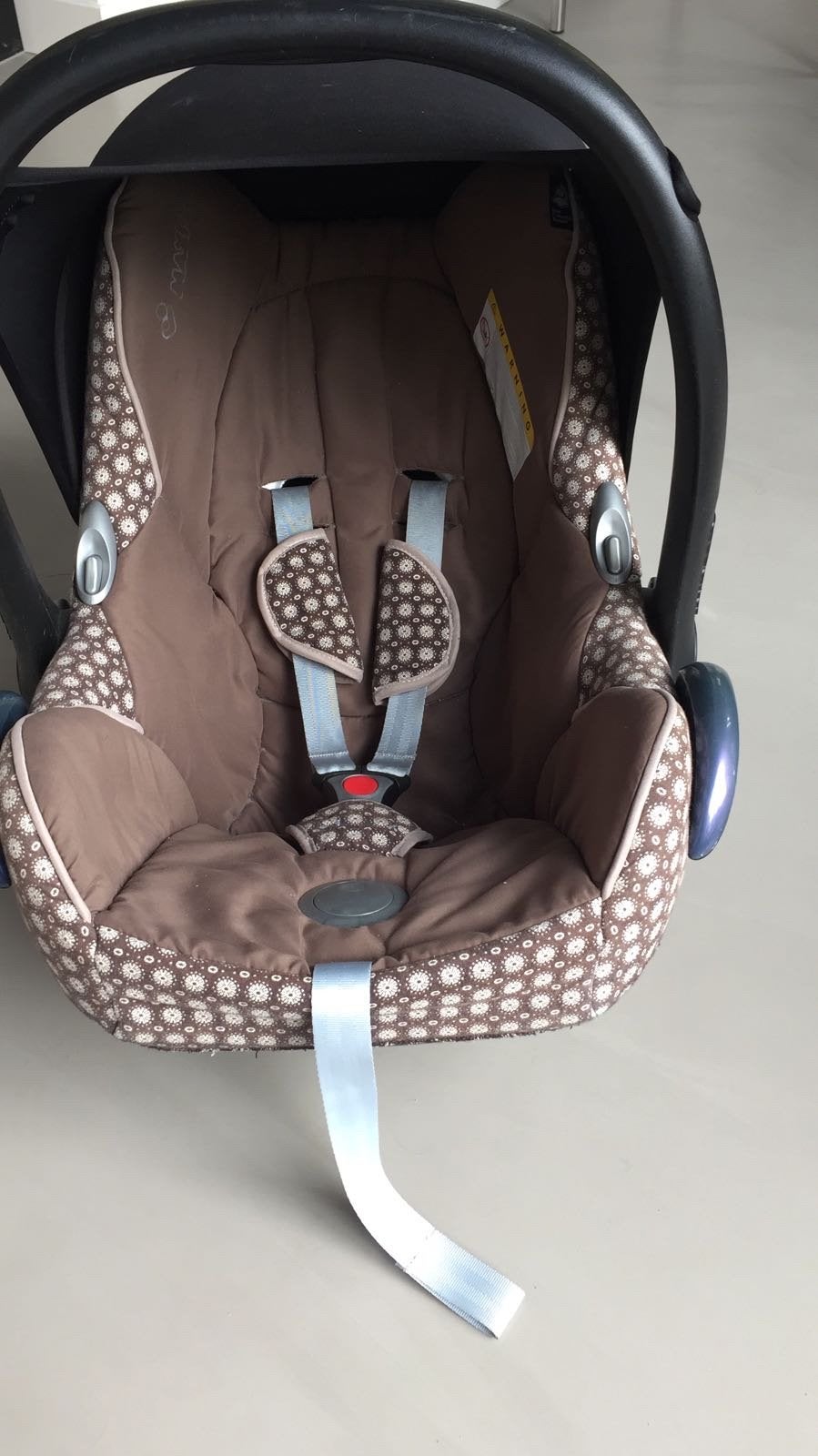 Maxi-Cosi autostoel met verkleiner en voetenzak, 0 t/m 13 kg, Maxi-Cosi, Gebruikt, Autogordel