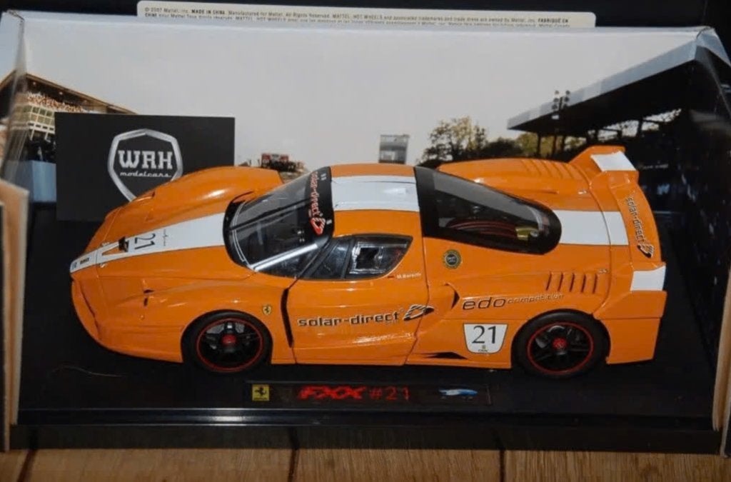 1:18 FERRARI FXX #21 SOLAR DIRECT Hotwheels elite WRH, Hobby en Vrije tijd, Verzenden, Zo goed als nieuw, Auto, Hot Wheels