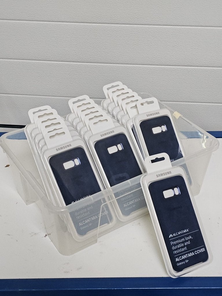 Samsung S8 Plus Cover - Alcantara | Partijhandel 20 stuks, Nieuw, Hoesje of Tasje, Ophalen of Verzenden, Samsung Electronics Benelux B.V.