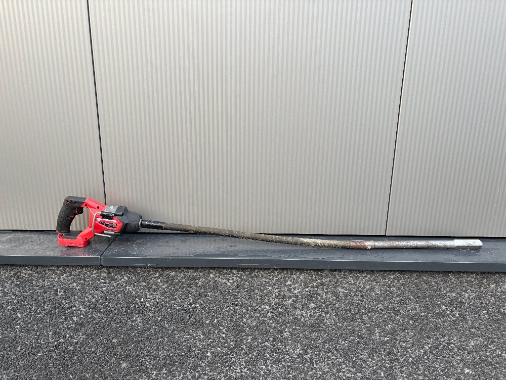 Milwaukee betontrilnaald M18 FCVN12-0 1,2m FUEL, Doe-het-zelf en Verbouw, Gereedschap | Overige machines, Gebruikt, Ophalen of Verzenden