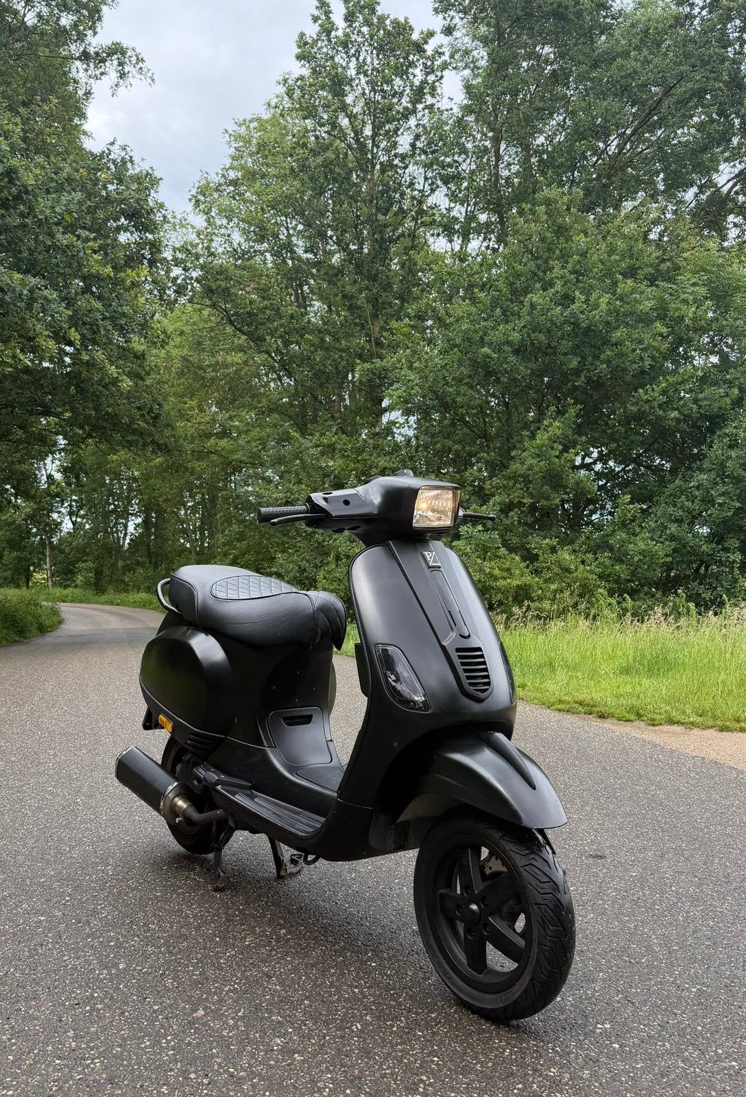 Custom Vespa S Black Edition | Gereviseerd | mat zwart, Ophalen, Maximaal 45 km/u, Vespa S, Zo goed als nieuw