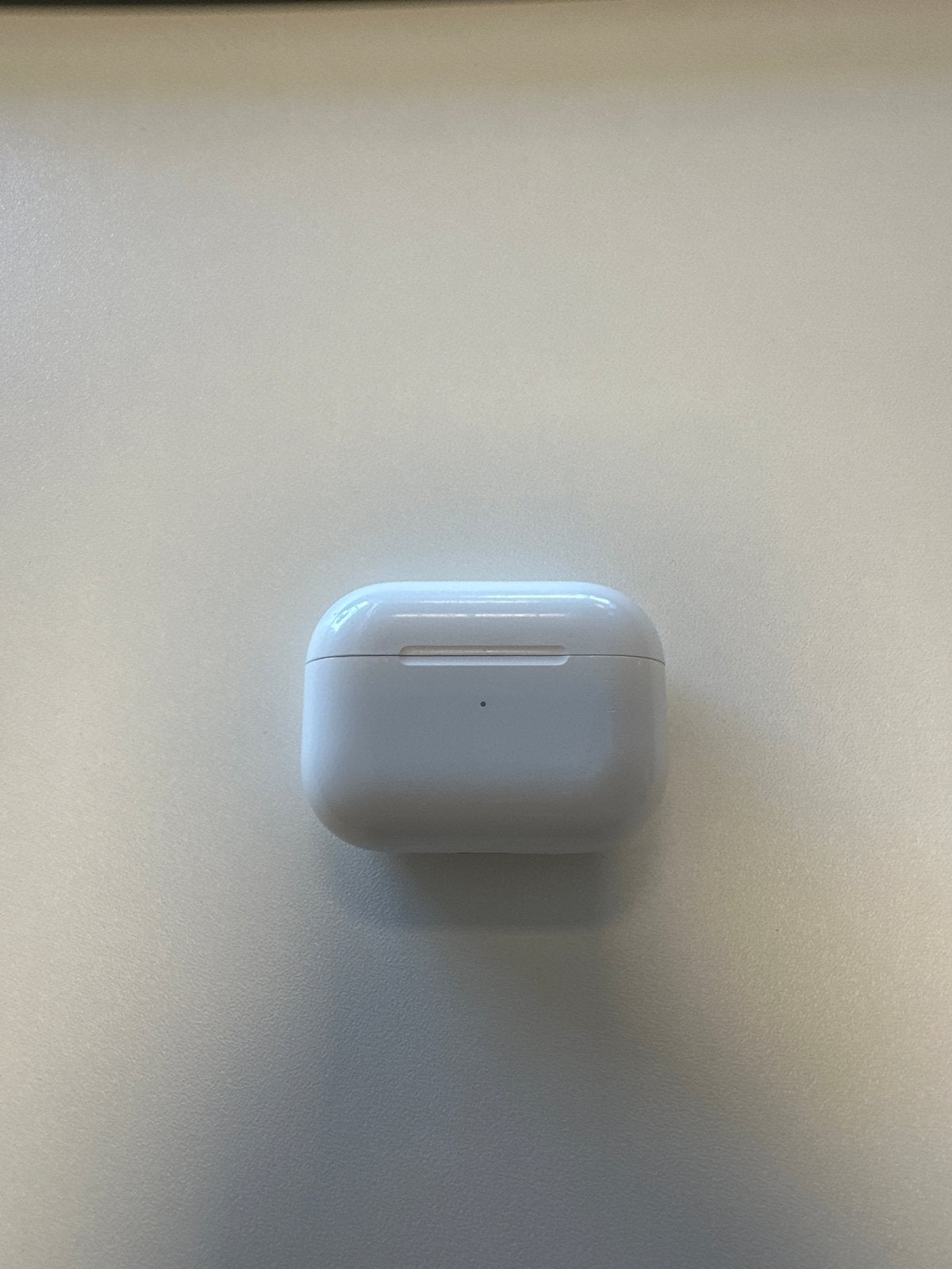 AirPods Pro 1 met defecte oplaadcase - oortjes perfect, Ophalen, Gebruikt, Koptelefoon