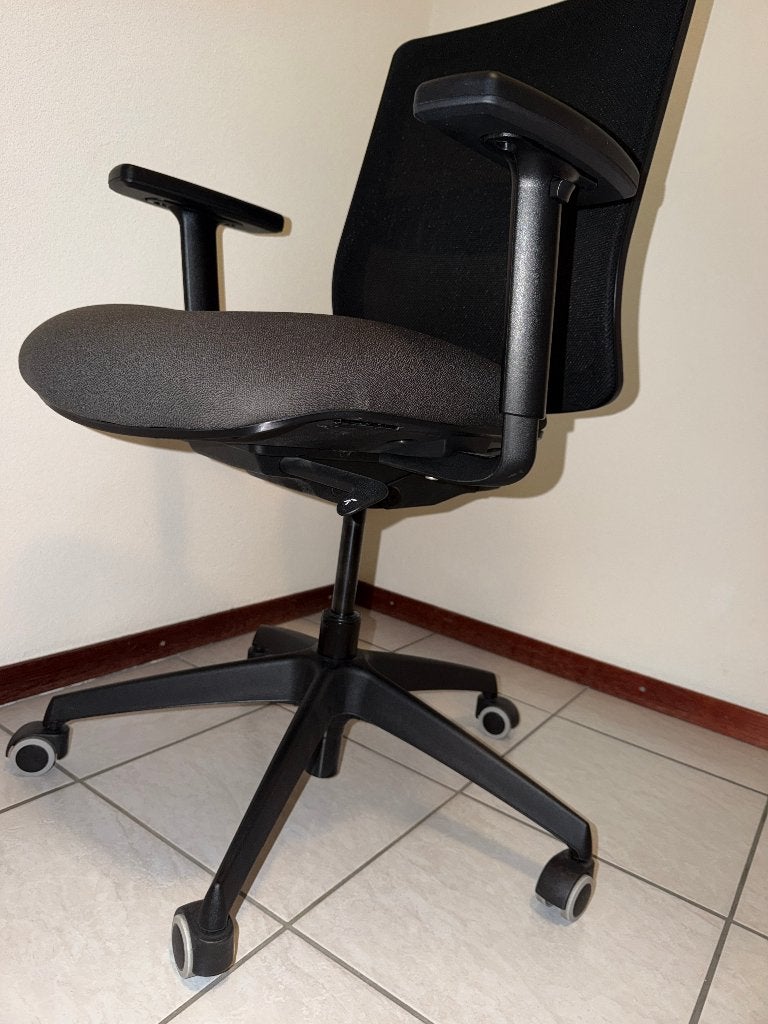 Ergonomische bureaustoel, Huis en Inrichting, Ophalen, Zwart, Zo goed als nieuw, Bureaustoel