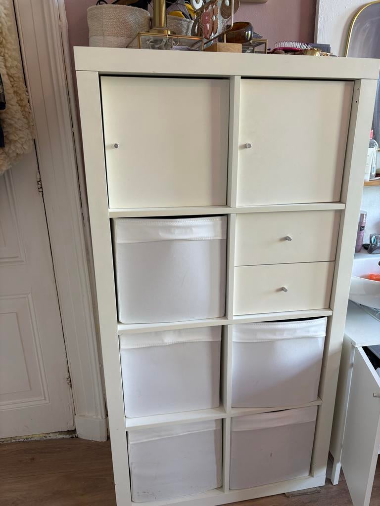 IKEA KALLAX kast wit, 8 vakken, met inzetstukken, Ophalen, Gebruikt