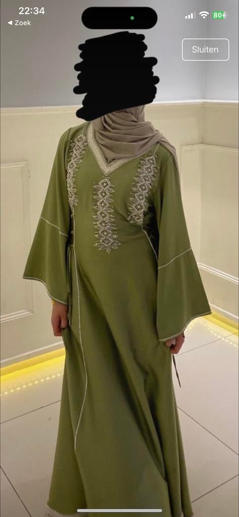Elegante Groene Dubai Abaya met Borduurwerk, Kleding | Dames, Ophalen of Verzenden, Zo goed als nieuw
