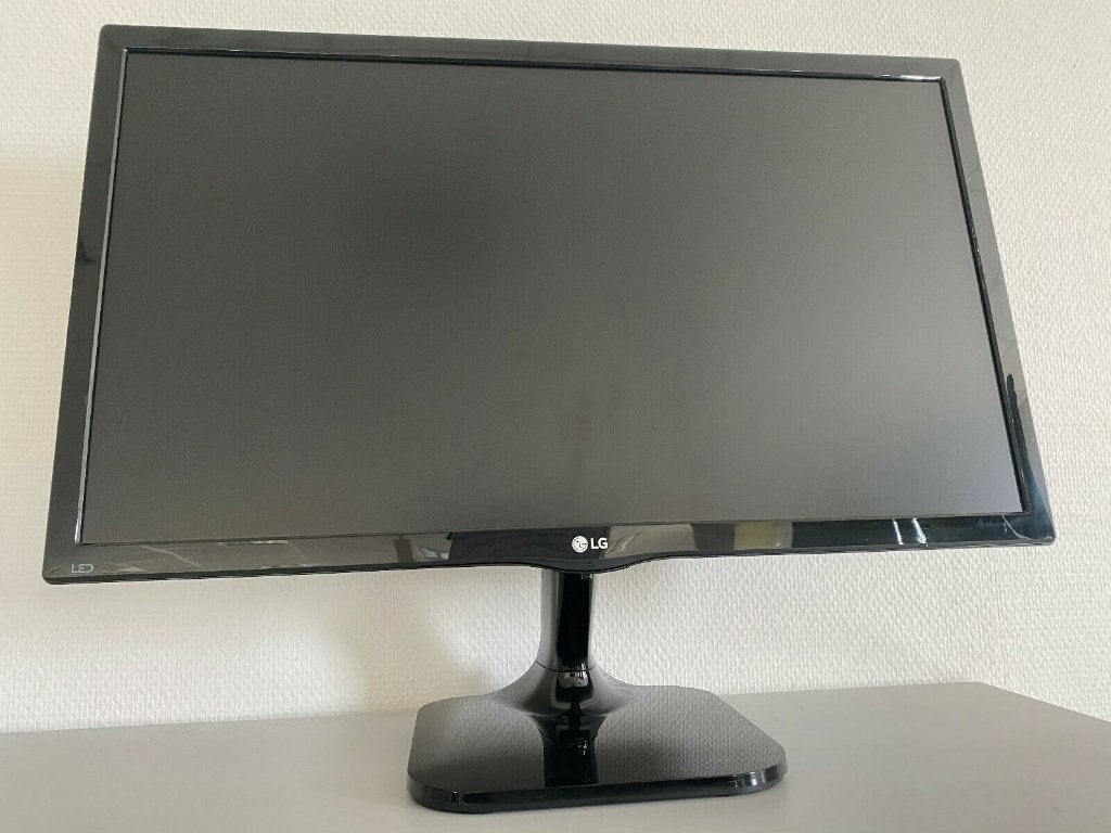 Nette 27 INCH LED Full HD Compleet +HDMI + kabels, Gebruikt, 101 t/m 150 Hz, HDMI, Ophalen of Verzenden