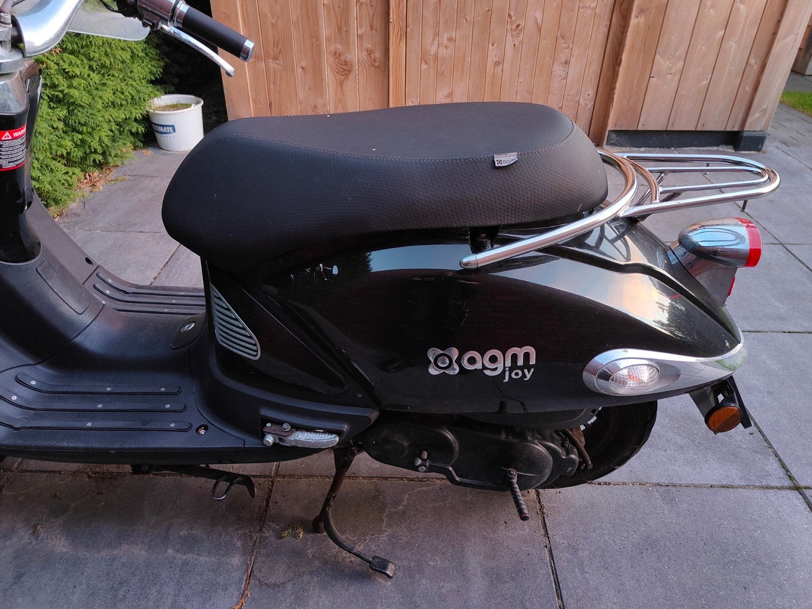 AGM Joy Scooter - Zwart, Fietsen en Brommers, Gebruikt, Ophalen of Verzenden, AGM, Benzine