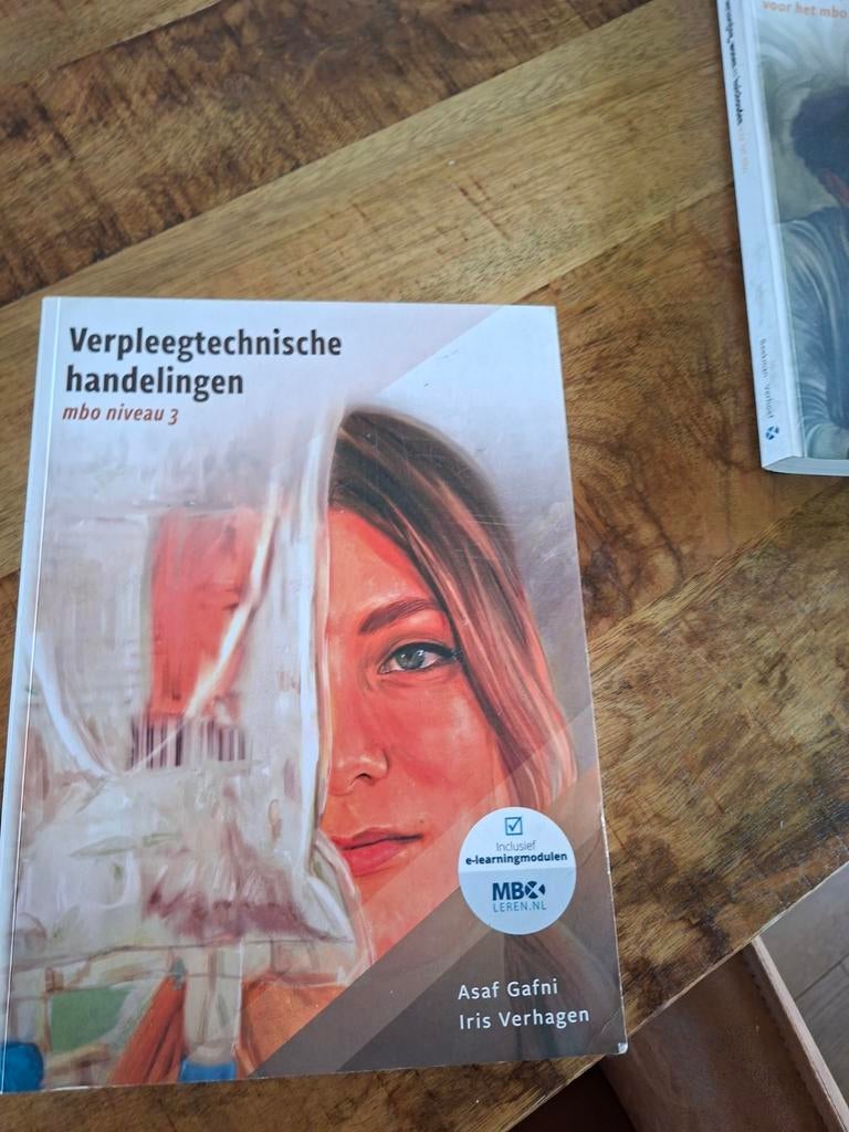 Theorie boeken niveau 3 verzorgende IG, Boeken, Ophalen of Verzenden, Zo goed als nieuw, Overige onderwerpen