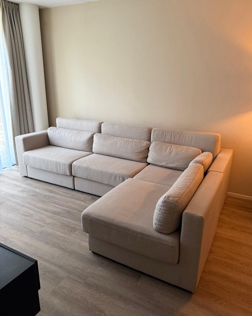 MODULAIRE hoekbank van Seats and Sofas 298 (b) x 188 (d) cm, Huis en Inrichting, Banken | Bankstellen, Ophalen, 250 tot 300 cm