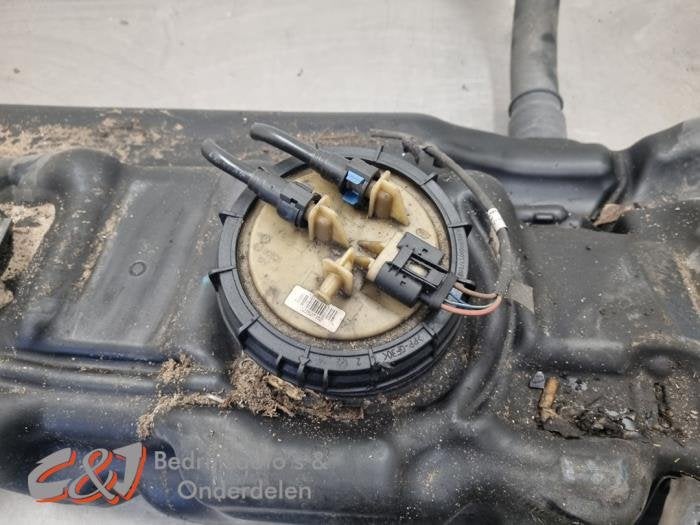 Tank van een Mercedes Sprinter, Gebruikt, -, Ophalen of Verzenden, -