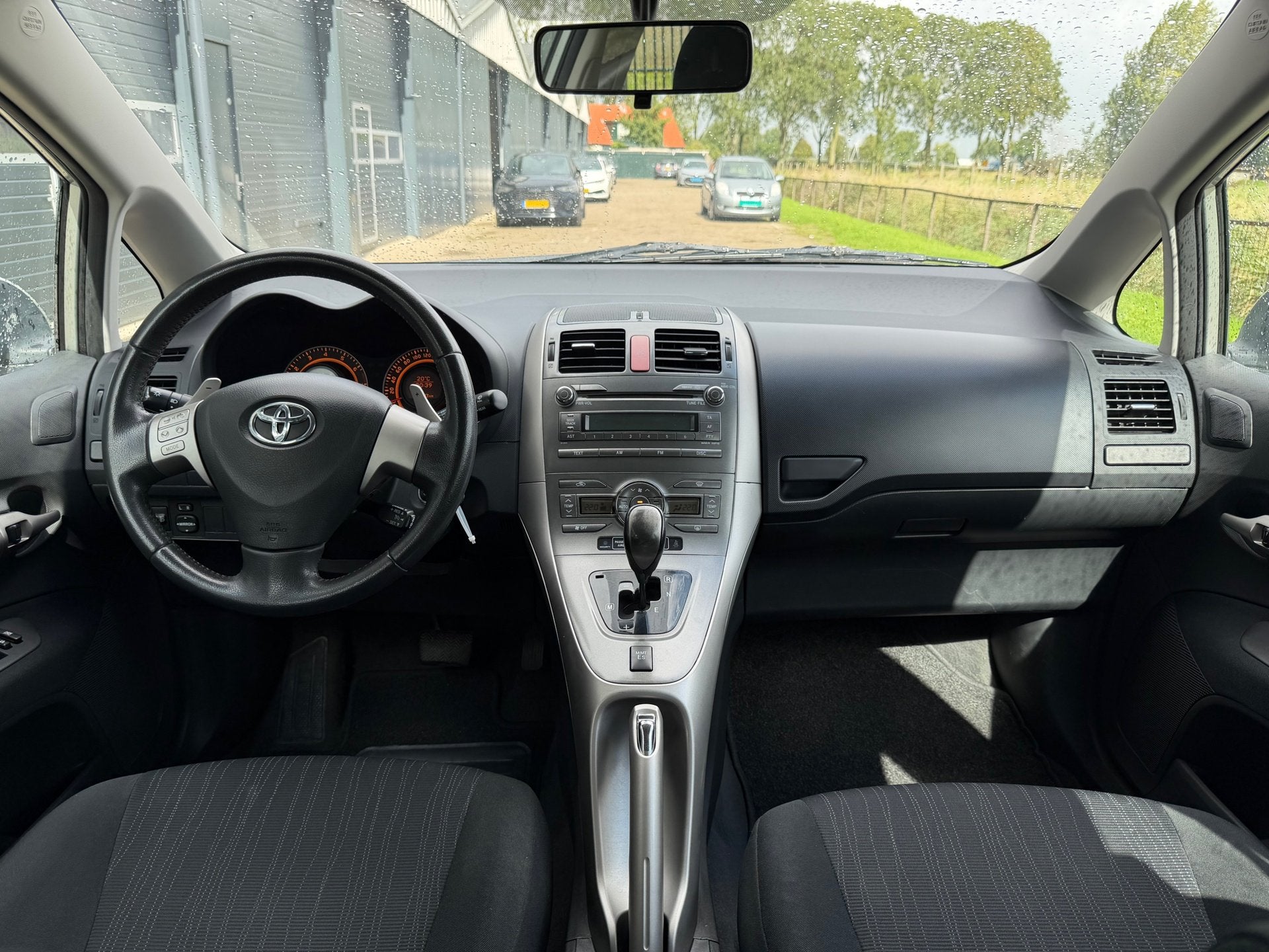 Toyota Auris 1.6-16V Sol, Auto's, Automatische klimaatregeling, 450 kg, Gebruikt, 4 cilinders