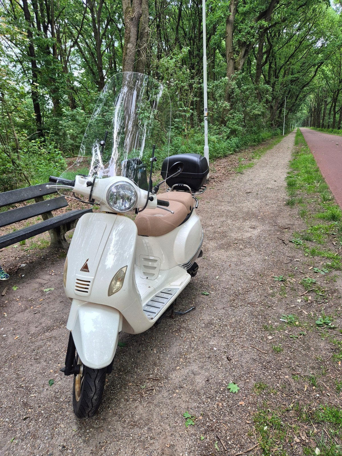 TURBHO RL50S Nette beige scooter met windscherm en topkoffer, Fietsen en Brommers, Snorfietsen en Snorscooters, Ophalen of Verzenden
