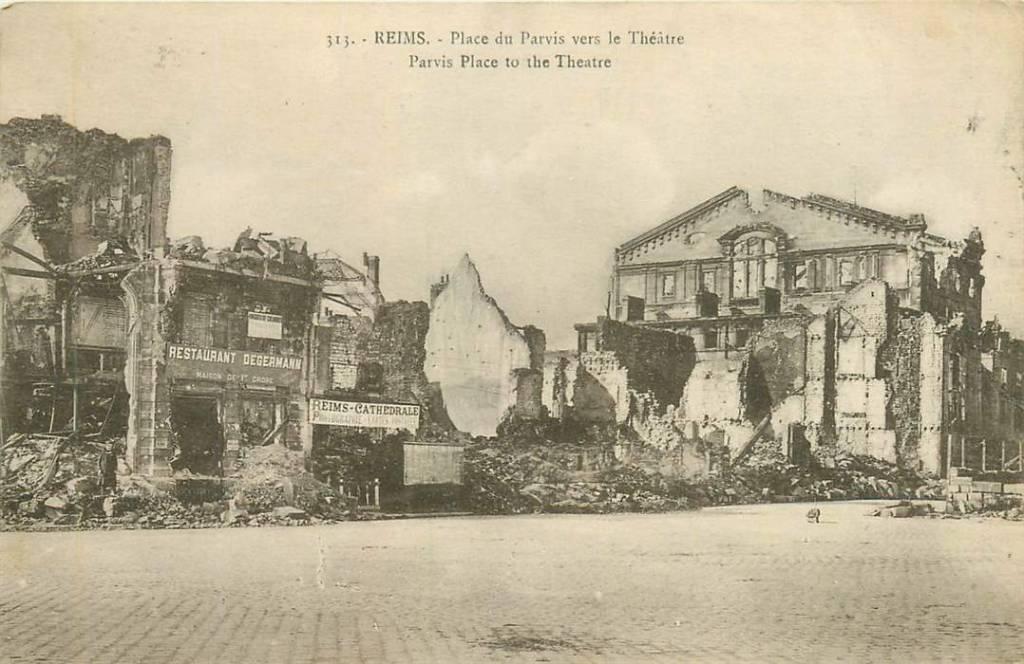381-371-029 Reims Place du Parvis vers le Theatre, Verzenden, Voor 1920, Frankrijk