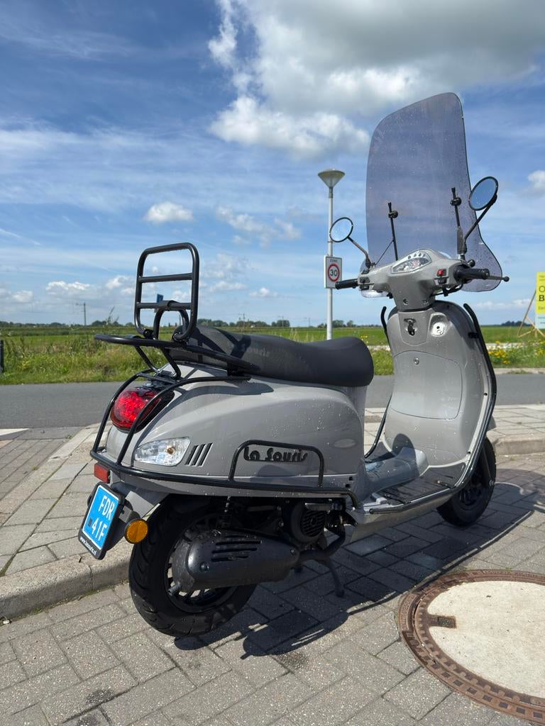 La Souris Scooter - Zo goed als nieuw, Ophalen, Zo goed als nieuw, Benzine, Overige merken