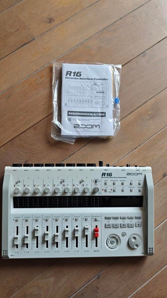 Zoom R16 Multi track mengpaneel✅, Ophalen of Verzenden, Zo goed als nieuw
