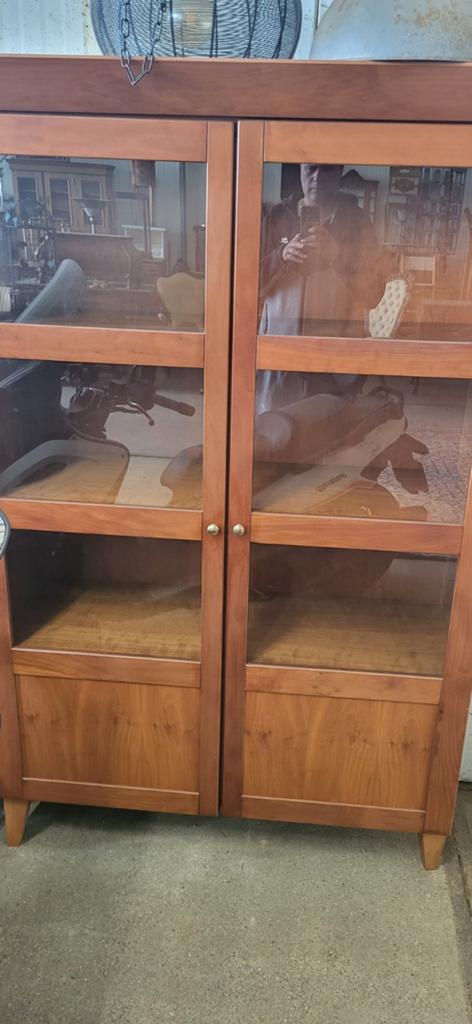 Mooie vitrinekast 186x116x42 cm, Huis en Inrichting, Kasten | Vitrinekasten, 100 tot 150 cm, Glas, Ophalen of Verzenden, 150 tot 200 cm